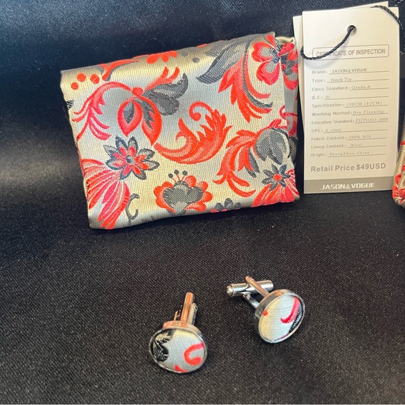 NWT-Silk Floral Patterned Tie Set with Cufflinks - Picture 2 of 4